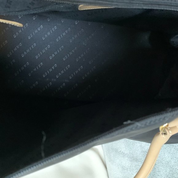 Danier Duffel Bag - Picture 6 of 6